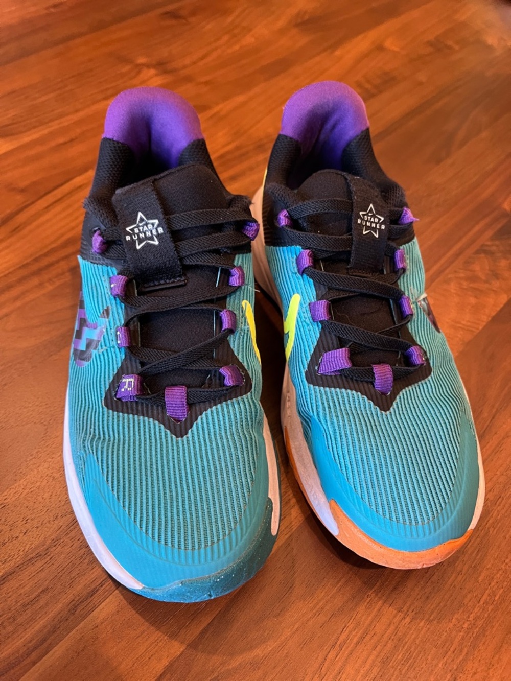 Slip on Nike Runners